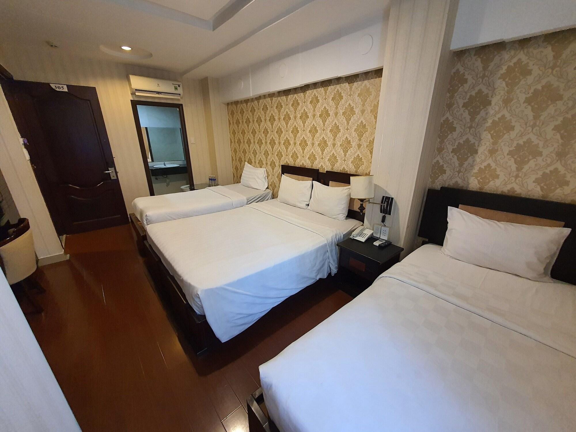 Metro Points Hcm Hotel- Bến Thành Market 3*