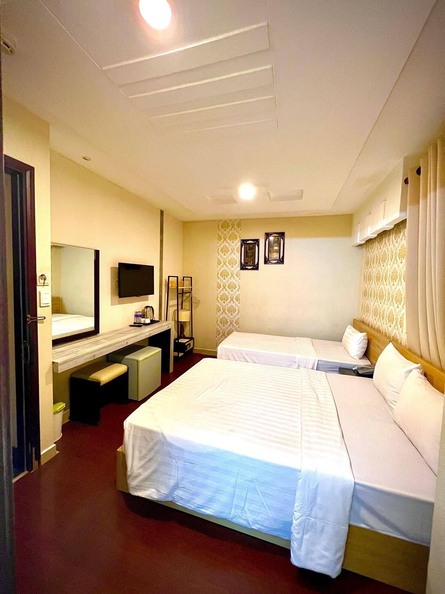 Metro Points Hcm Hotel- Bến Thành Market Hotel 3*