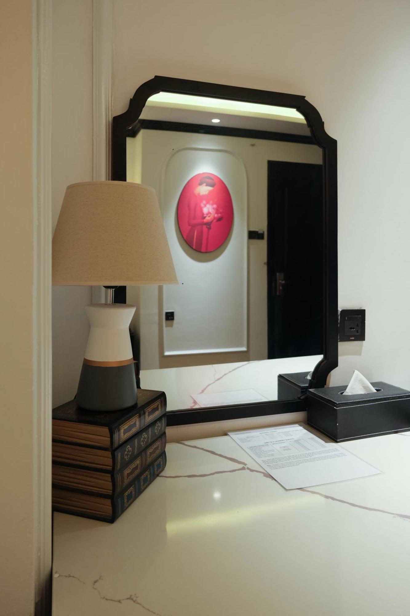 Metro Points Hcm Hotel- Bến Thành Market Hotel 3*