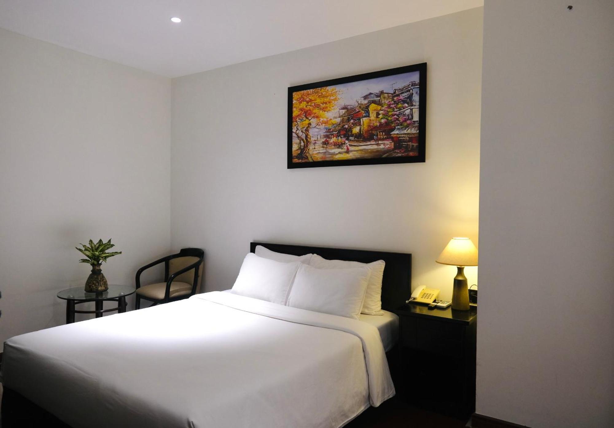 Metro Points Hcm Hotel- Bến Thành Market 3*