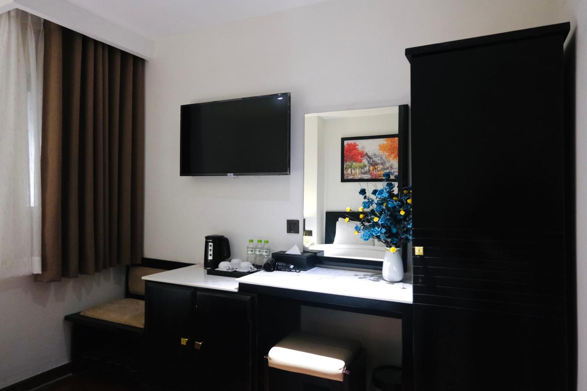 Metro Points Hcm Hotel- Bến Thành Market 3*